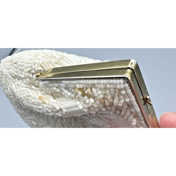 La Regale Vintage Beaded White Clutch Bag Purse - Picture 6 of 10